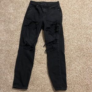 Black American eagle mom jeans with rips, size 2.